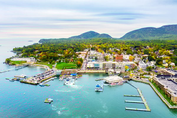 12 Coastal Towns for a Relaxing Getaway